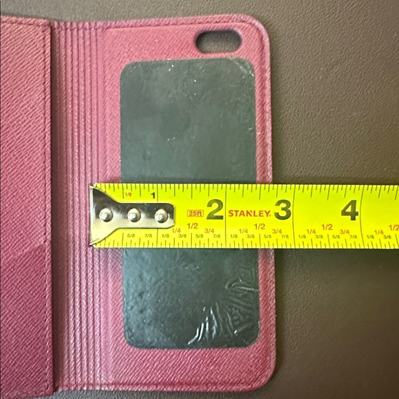 Louis Vuitton Textured deep red  Phone Case
See measurements to insure size. - Picture 10 of 11